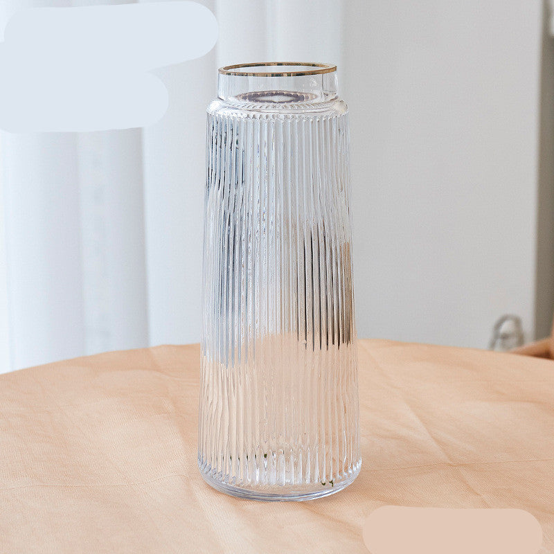 Vase en verre rayé rétro — Fleurs fraîches et séchées