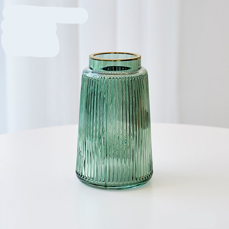Vase en verre rayé rétro — Fleurs fraîches et séchées