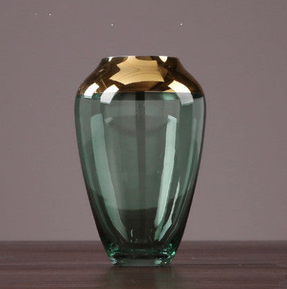 Vase en verre soufflé — Style européen élégant
