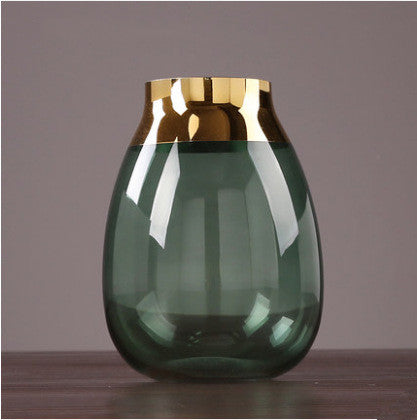 Vase en verre soufflé — Style européen élégant