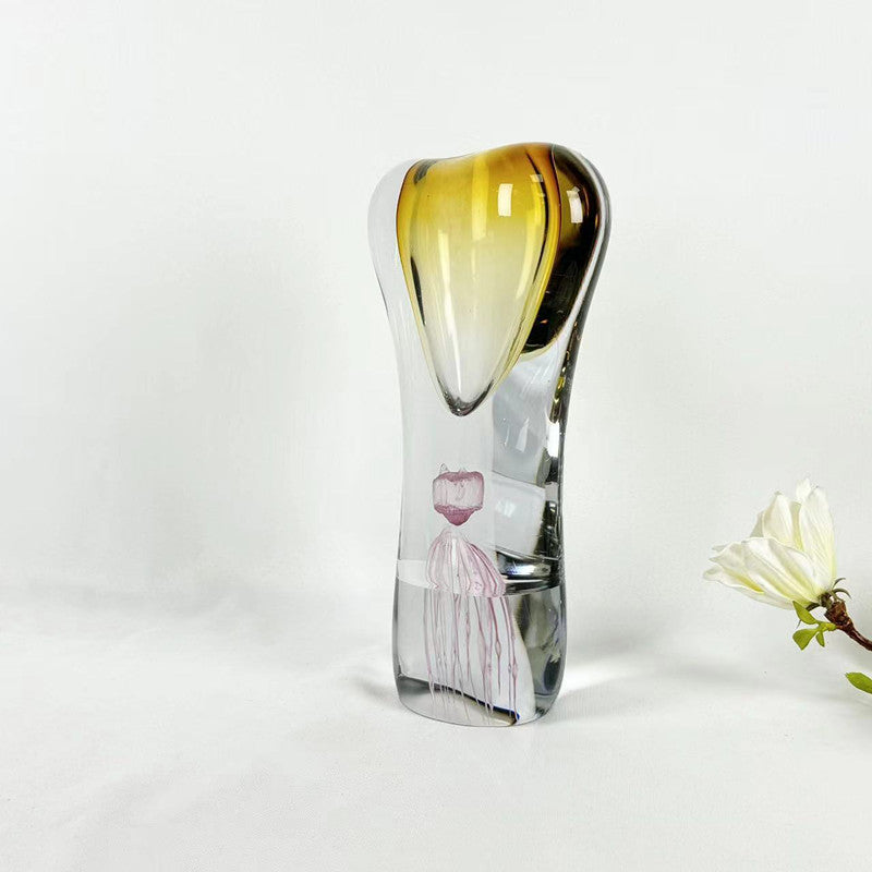 Vase en verre coloré peint — Décoration artistique
